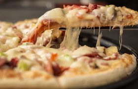 İtalyan Pizza Nasıl Yapılır